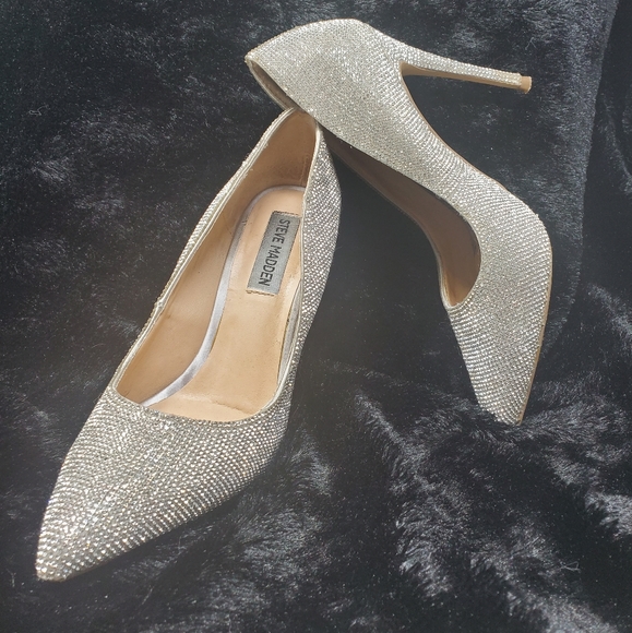 Steve Madden Heels - Picture 2 of 2